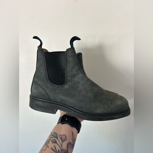 Blundstone Rustic Black Chelsea Boots M9 W11
